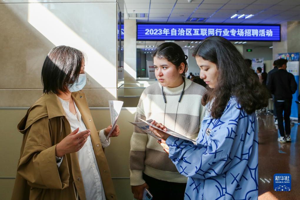 多宝游戏盒子官网